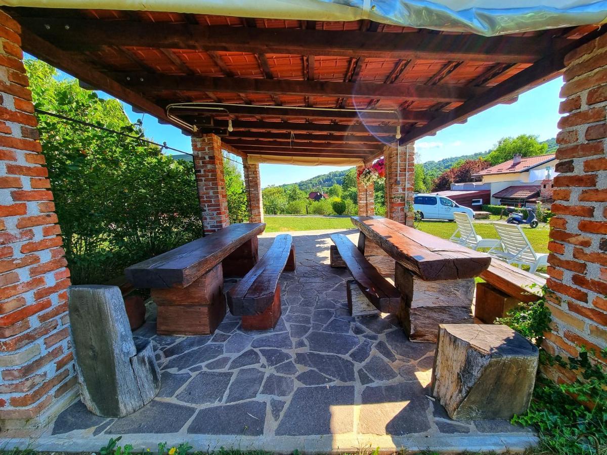 Guesthouse Mreznica- Mreznicka Idila Resort Galovic-Selo Ngoại thất bức ảnh
